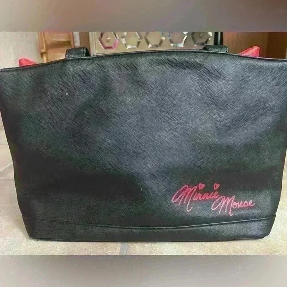 DISNEY PARKS MINNIE MOUSE black handbag with large red bow and white polka dots - Picture 2 of 6
